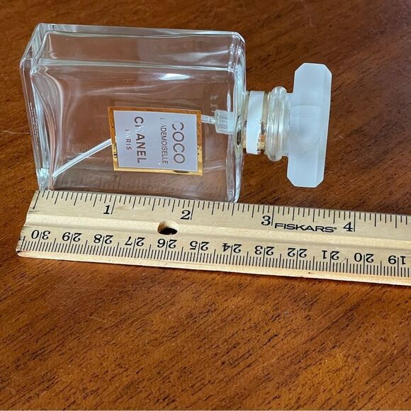 CHANEL Coco Mademoiselle Empty Fragrance Bottle with Gold Accents - Picture 7 of 9